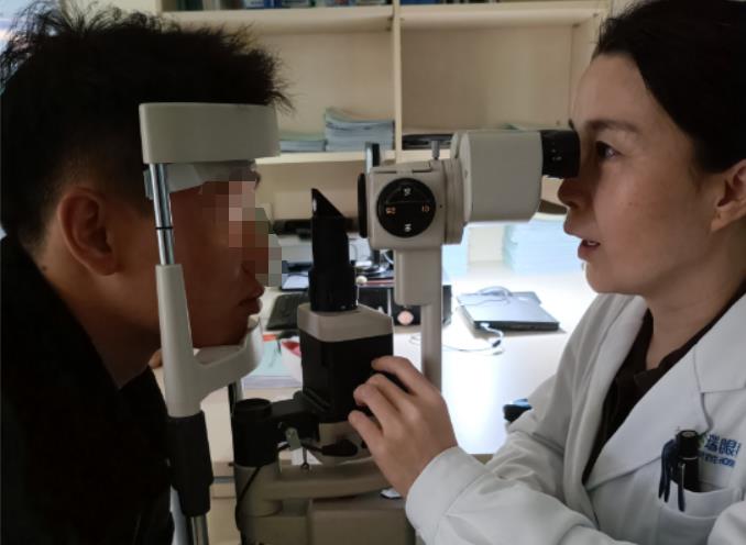 300度近視拖到900度近視，近視手術(shù)是什么感受？