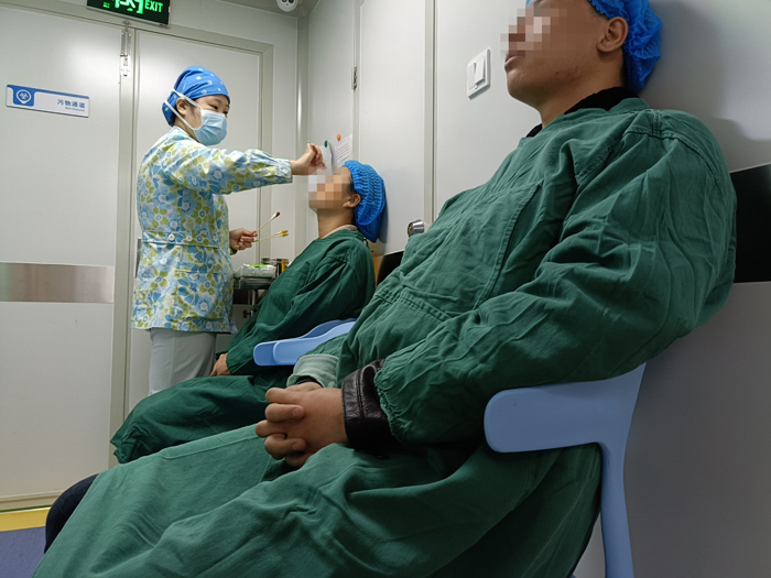 300度近視拖到900度近視，近視手術(shù)是什么感受？